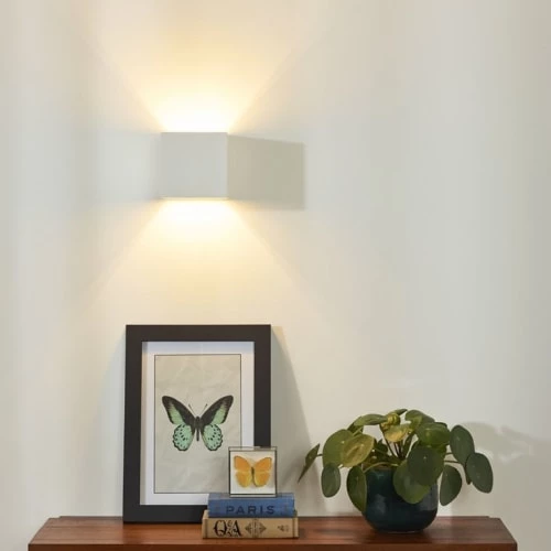 Lucide Appliques Murales Et Spots Applique Murale Cubique Plâtre Blanc H11.5cm 2 Lucide Appliques Murales Et Spots Applique Murale Cubique Plâtre Blanc H11.5cm – Image 2