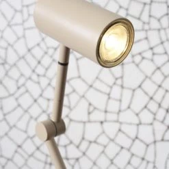 It's About Romi Lampadaires Lampadaire Droit Beige H133cm 10 It's About Romi Lampadaires Lampadaire Droit Beige H133cm -Luminaires Contemporain Soldes lampadaire droit beige h133cm 4