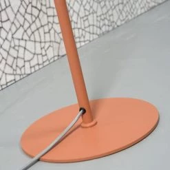 It's About Romi Lampadaires Lampadaire En Métal Orange H141cm 11 It's About Romi Lampadaires Lampadaire En Métal Orange H141cm -Luminaires Contemporain Soldes lampadaire en metal orange h141cm 5