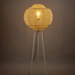 Dutchbone Lampadaires Lampadaire Trépied Avec Abat-jour En Métal Gris -Luminaires Contemporain Soldes lampadaire trepied avec abat jour en metal gris 2