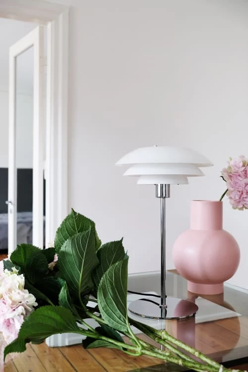 Dyberg Larsen Lampes à Poser Lampe De Table En Verre Et Chrome, H 50 Cm D 31 Cm 5 Dyberg Larsen Lampes à Poser Lampe De Table En Verre Et Chrome, H 50 Cm D 31 Cm – Image 5