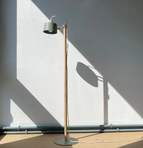 DIZY Design Lampadaires Luminaire à Poser Chêne Et Métal Vernis BRUT 2 DIZY Design Lampadaires Luminaire à Poser Chêne Et Métal Vernis BRUT – Image 2