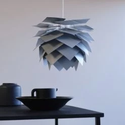 Dyberg Larsen Suspensions Suspension Avec Ailettes Polycarbonate Couleur Gris, H 40 Cm D 45 Cm -Luminaires Contemporain Soldes suspension avec ailettes polycarbonate couleur gris h 40 cm d 45 cm 2