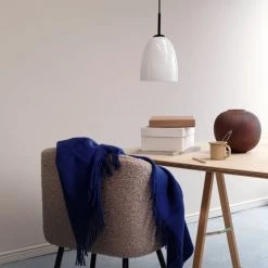 Dyberg Larsen Suspensions Suspension En Verre Opale Et Métal Noir, H 35 Cm D 18 Cm -Luminaires Contemporain Soldes suspension en verre opale et metal noir h 35 cm d 18 cm 2